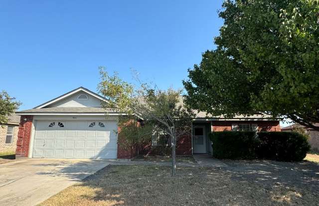 360 Virtual Tour Available - 901 James Loop, Killeen, TX 76542
