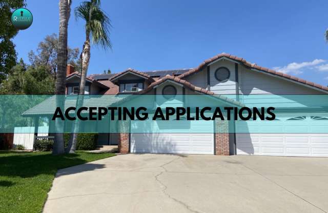Spacious 4 Bed, 3 Bath Pool Home With Sunnymead Ranch Access photos photos