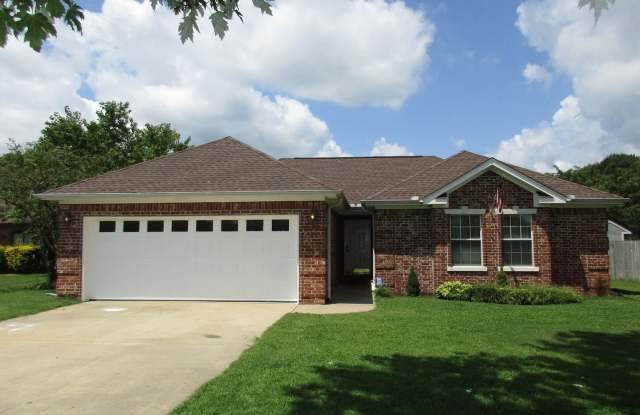 Nice 3 bedroom 2 bathroom house located at 32 Reno Drive photos photos