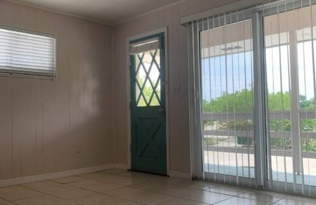 2428 Palm Ridge Road Gallery 4