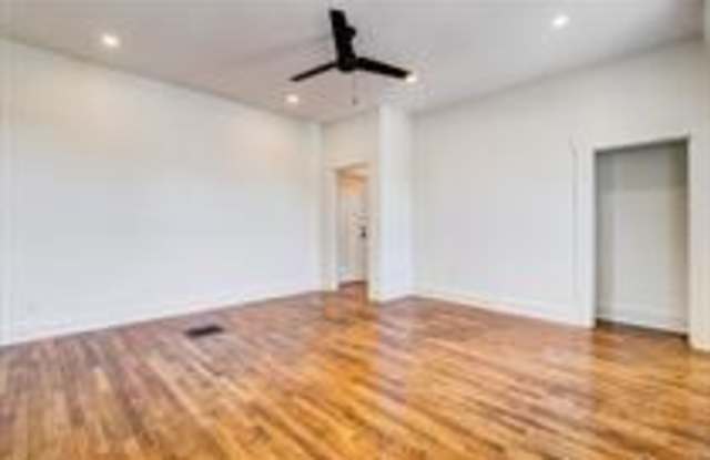 203 North Esplanade Street - 2 Gallery 4
