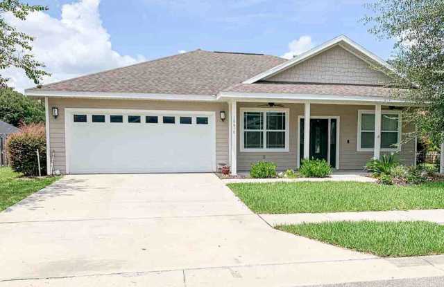 Oak Ridge Home - 3 Bed 2 Bath Home photos photos