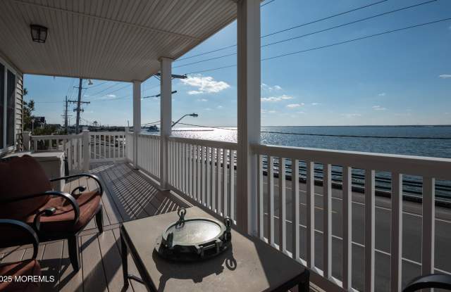 300 N Bayview Avenue N - 300 North Bayview Avenue, Seaside Park, NJ 08752 300 N Bayview Avenue N - 300 North Bayview Avenue, Seaside Park, NJ 08752