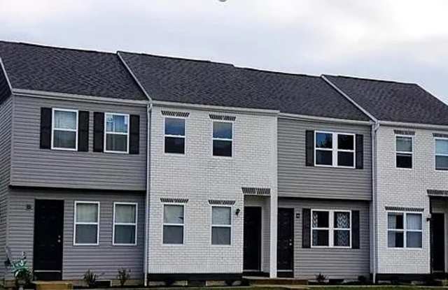 2607 Sandbury - 2607 Sandbury Boulevard, Columbus, OH 43235