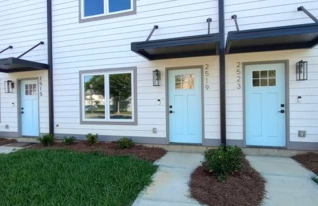 2519 E 12th photos photos