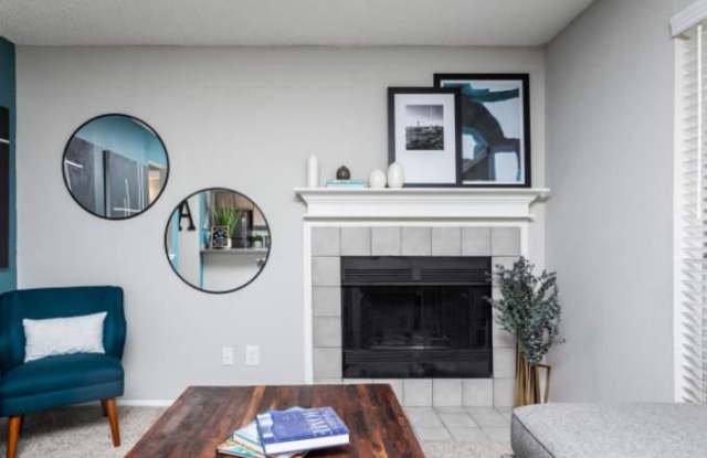 16132 Henderson Pass Gallery 1