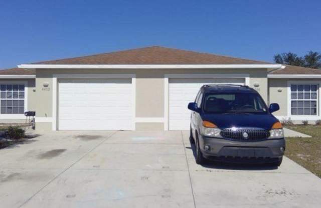 4402 27th Street SW photos photos