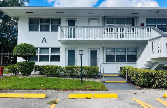 2 Windsor A - 2 Windsor A, Palm Beach County, FL 33417