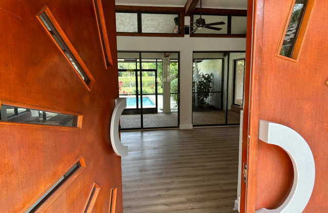 7243 Encina Ln Gallery 4