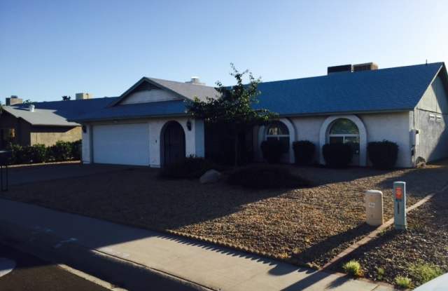 10026 N 65th Ave - 10026 North 65th Avenue, Glendale, AZ 85302