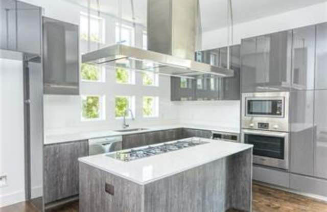 1235 Hyde Court - 1235 Hyde Ct, Dallas, TX 75215