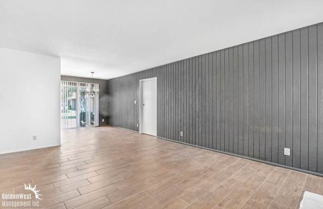 2015 East Southern Avenue Gallery 3