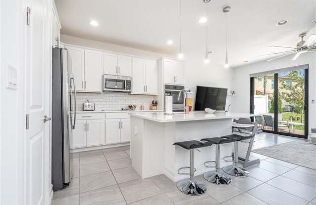 9501 Glider Way photos photos