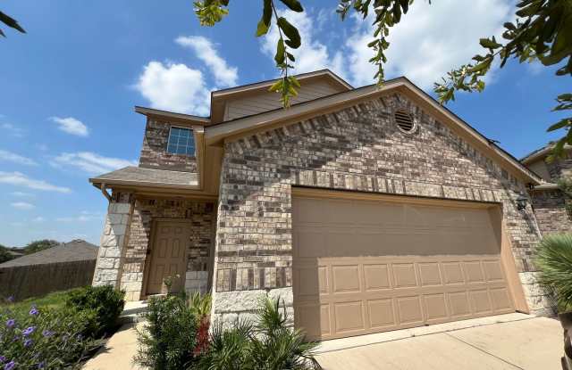Perfect 3/2.5 - Tall Ceilings and in Immaculate Shape! Solar Panels = Low Electric Bills photos photos