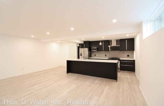 2815 39th St NW  Apt 100 - 2815 39th Street Northwest, Washington, DC 20007
