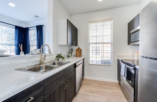 Bayview Club Apartments Gallery 3
