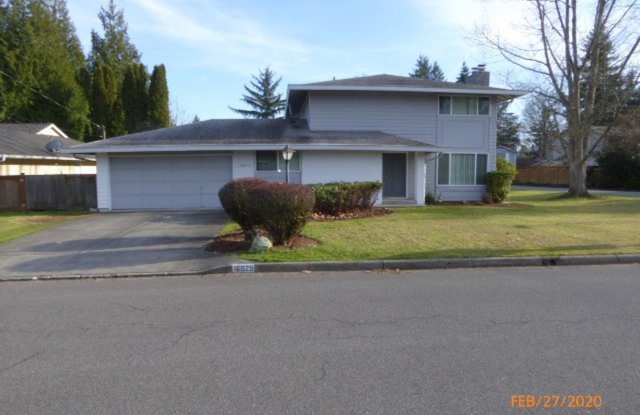 16825 NE 19th Pl - 16825 Northeast 19th Place, Bellevue, WA 98008