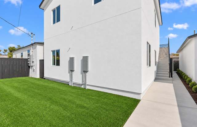 4104-4106 F Street Gallery 4