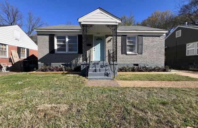 904 Tampa Ave photos photos