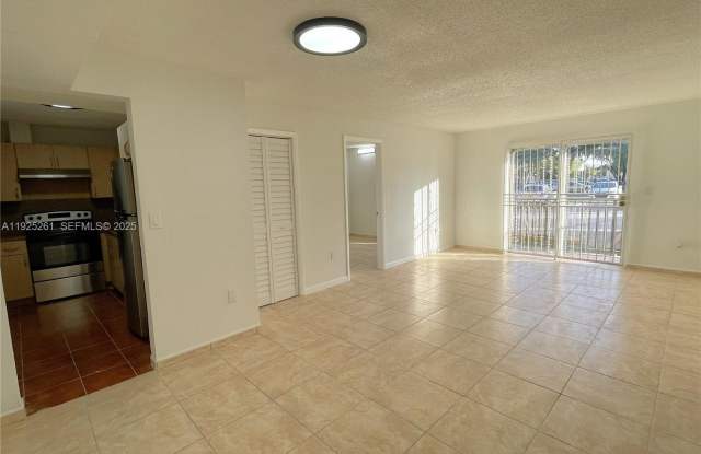 4721 NW 7th St photos photos