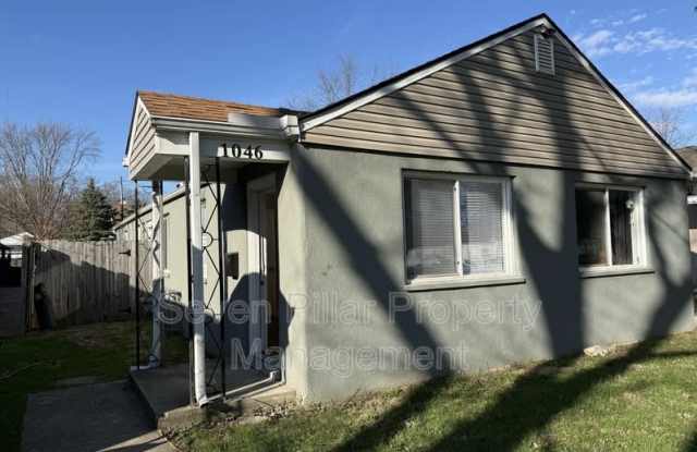 1046 Republic Ave photos photos