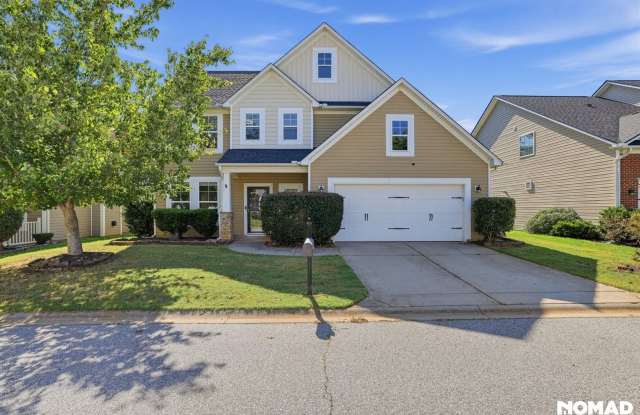 Spacious 4BR House + bonus room in Simpsonville Gallery 3