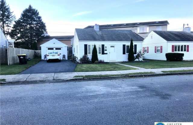 2115 Livingston Street photos photos