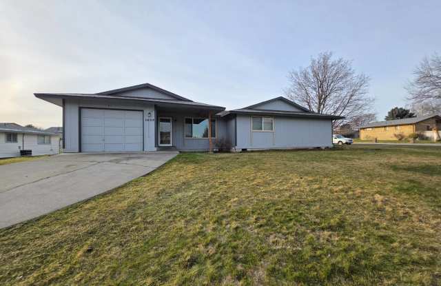 1607 South Olson Street photos photos