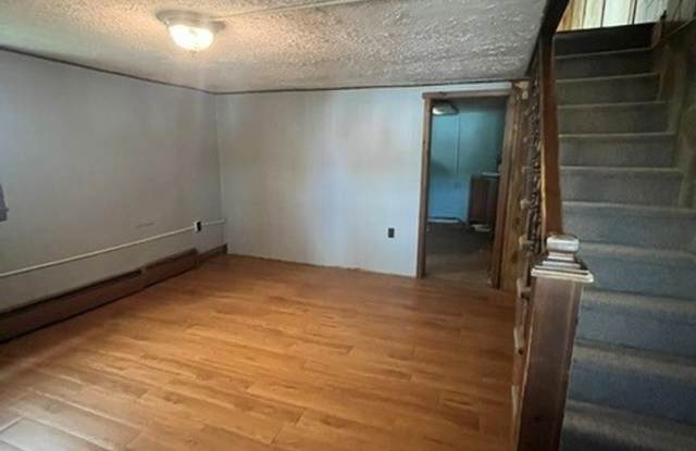 2 bedroom 1 bathroom Gallery 3