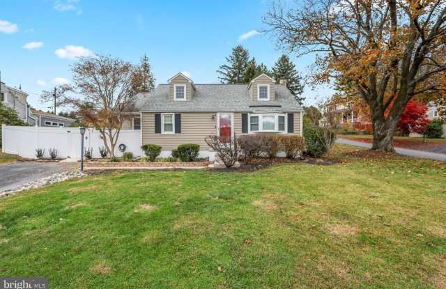 3 BUTTONWOOD Avenue - 3 Buttonwood Avenue, Chester County, PA 19355