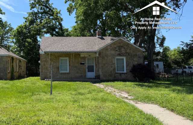 1223 Grand Street Fulton, MO 65251 photos photos