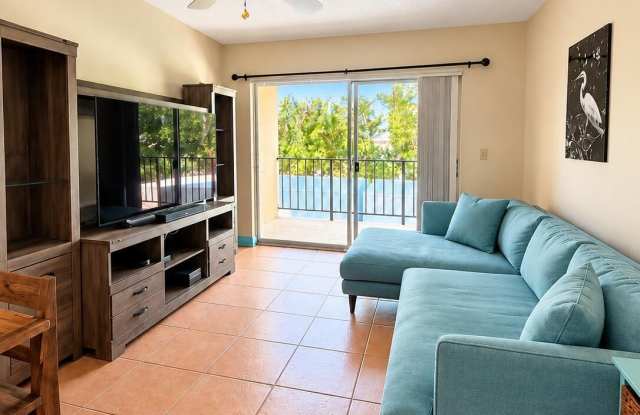 79901 Overseas Highway Gallery 3