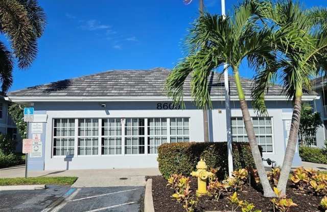 8513 Bernwood Cove Loop Gallery 2
