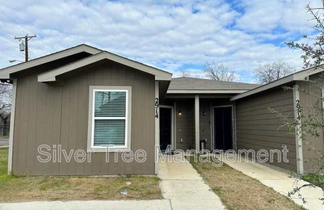 2914 Jones Street photos photos
