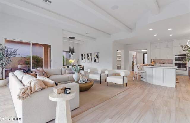 5543 E BERYL Avenue Gallery 2