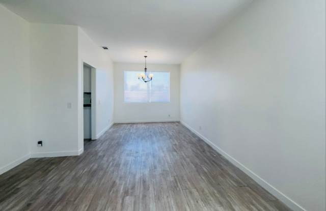 Beautiful Fontana Home Available Now!! Gallery 3