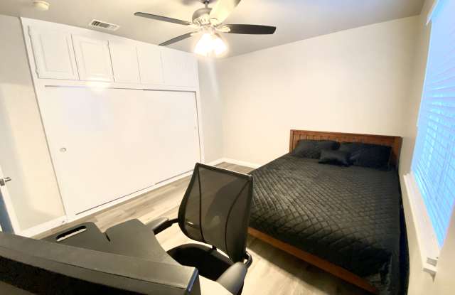 1032 W 125th St photos photos