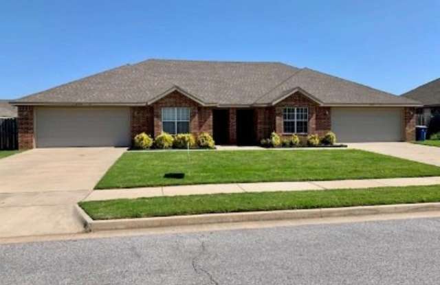 4105 SW Chapelstone Ave - 1 photos photos