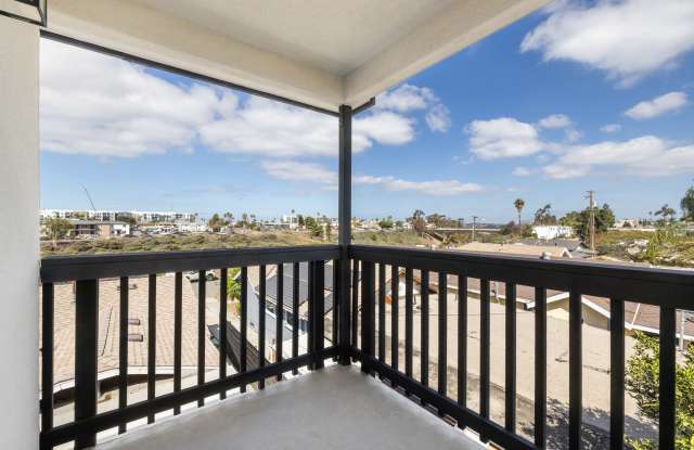 4565 Iowa Street - 4567 - Unit 5 Gallery 2