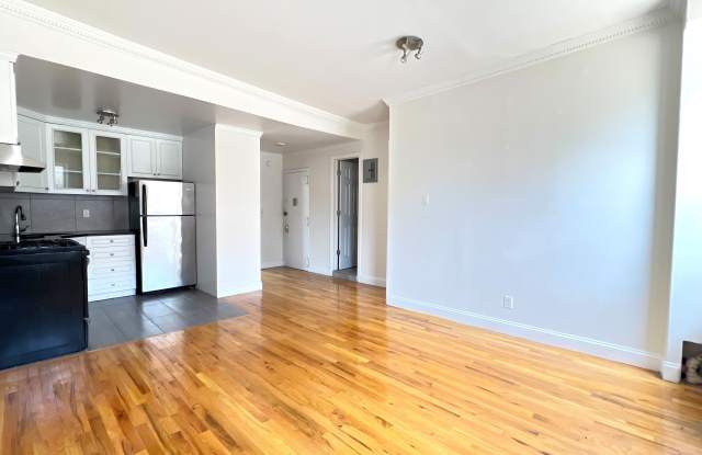 124 Smith Street unit: #2 photos photos