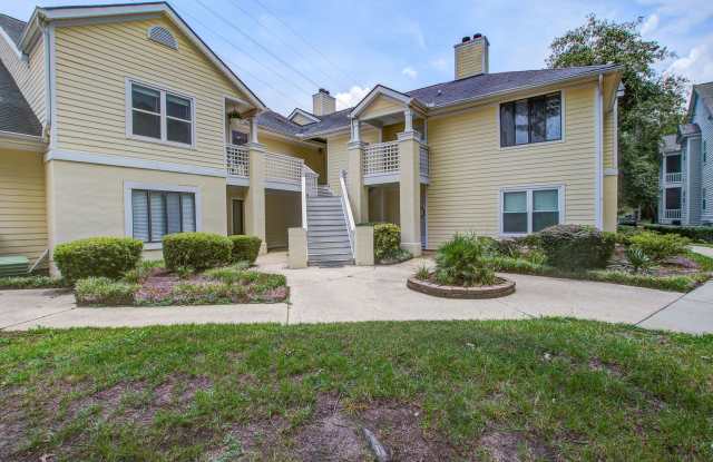 Cozy 2 Bedroom 2 Bathroom Condo in Seagate Village! - 2345 Tall Sail Drive, Charleston, SC 29414