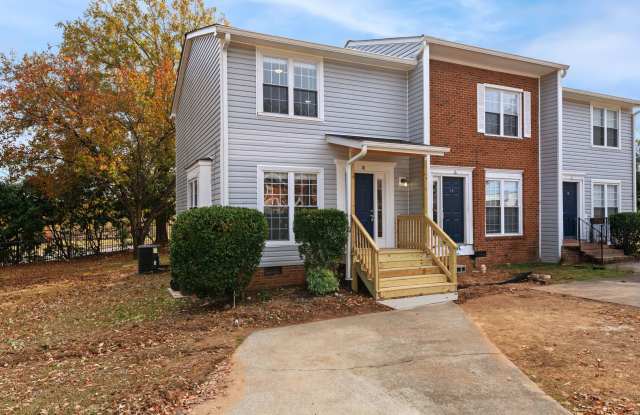 APPLICATION PEDNING!!! Charming End Unit Townhome near Downtown Durham with 2 Beds/1.5 Baths photos photos APPLICATION PEDNING!!! Charming End Unit Townhome near Downtown Durham with 2 Beds/1.5 Baths photos photos