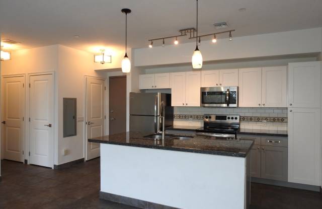 1550 NE 34TH Court Gallery 2