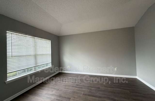 3041 SOUTHHALL COURT Gallery 3