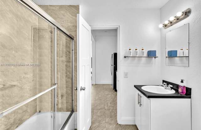 3920 Garden Ave photos photos