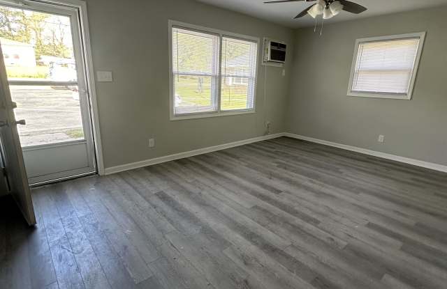 1051-B Rulnick Street photos photos