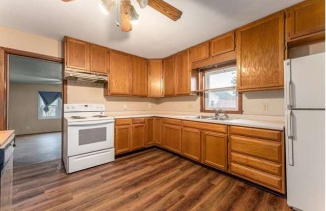 129 N Boyd St - Boyd, WI 54726 photos photos