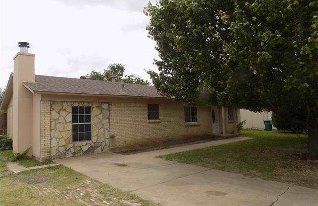5912 Plum Street - 5912 Plum Street, Watauga, TX 76148
