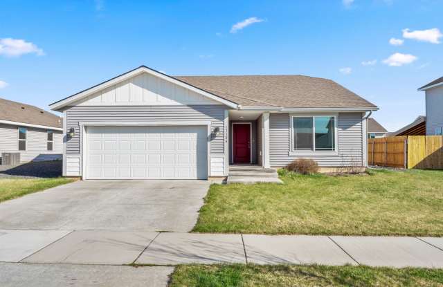 Newer 3 Bedroom, 2 Bath Airway Heights Rancher with fenced backyard photos photos