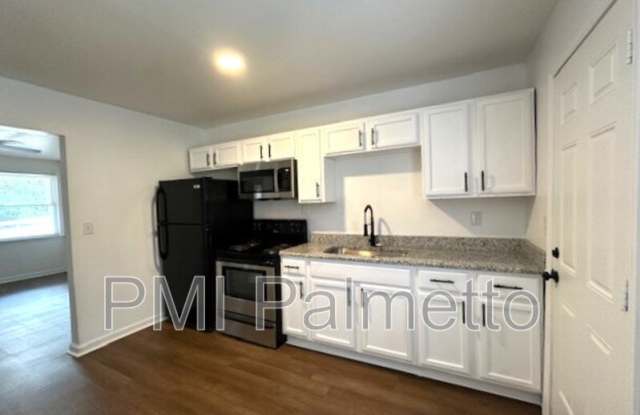 1319 Hendrix St photos photos